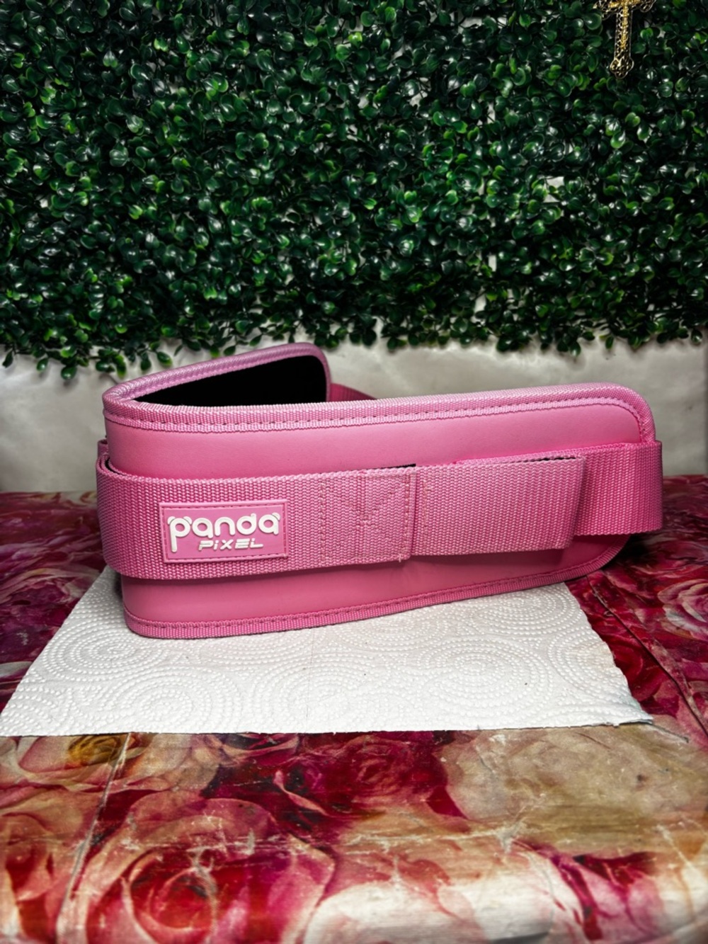 Panda pixel women’s pink weight lifting belt